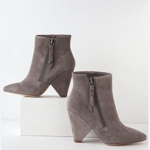 Splendid Neva Charcoal Suede Ankle Booties size 10